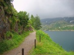 Il lago di Fregabolga con sullo sfondo i dossi della conca del Rifugio Calvi