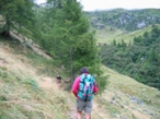 Il sentiero che prosegue dal Rifugio Boffalora verso il colle d'Egua inizialmente pianeggiante